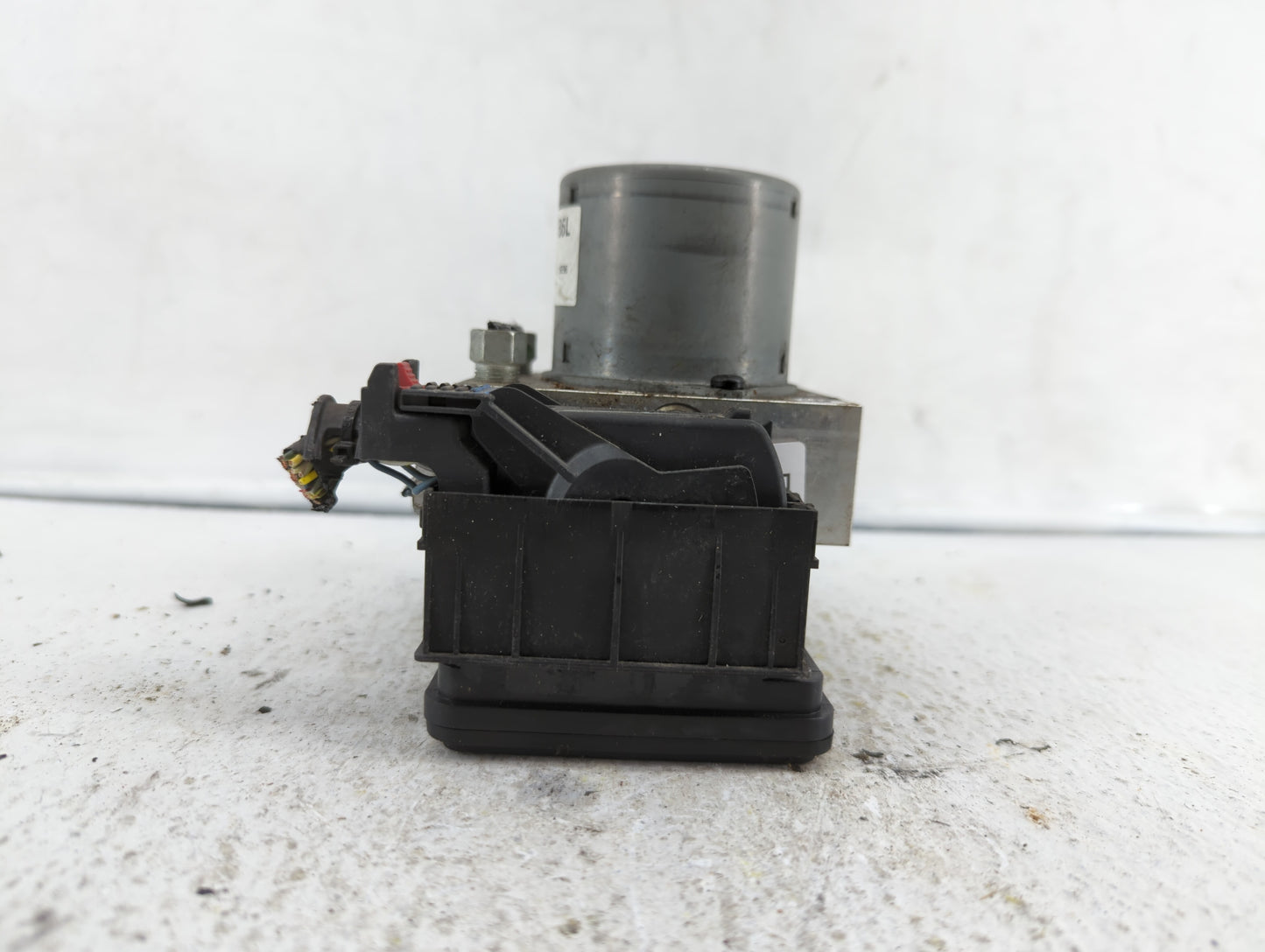 2017-2018 Chevrolet Trax ABS Pump Control Module Replacement P/N:HS7A-12A650-ABB 42643519, 42520669 Fits Fits 2017 2018 2019
