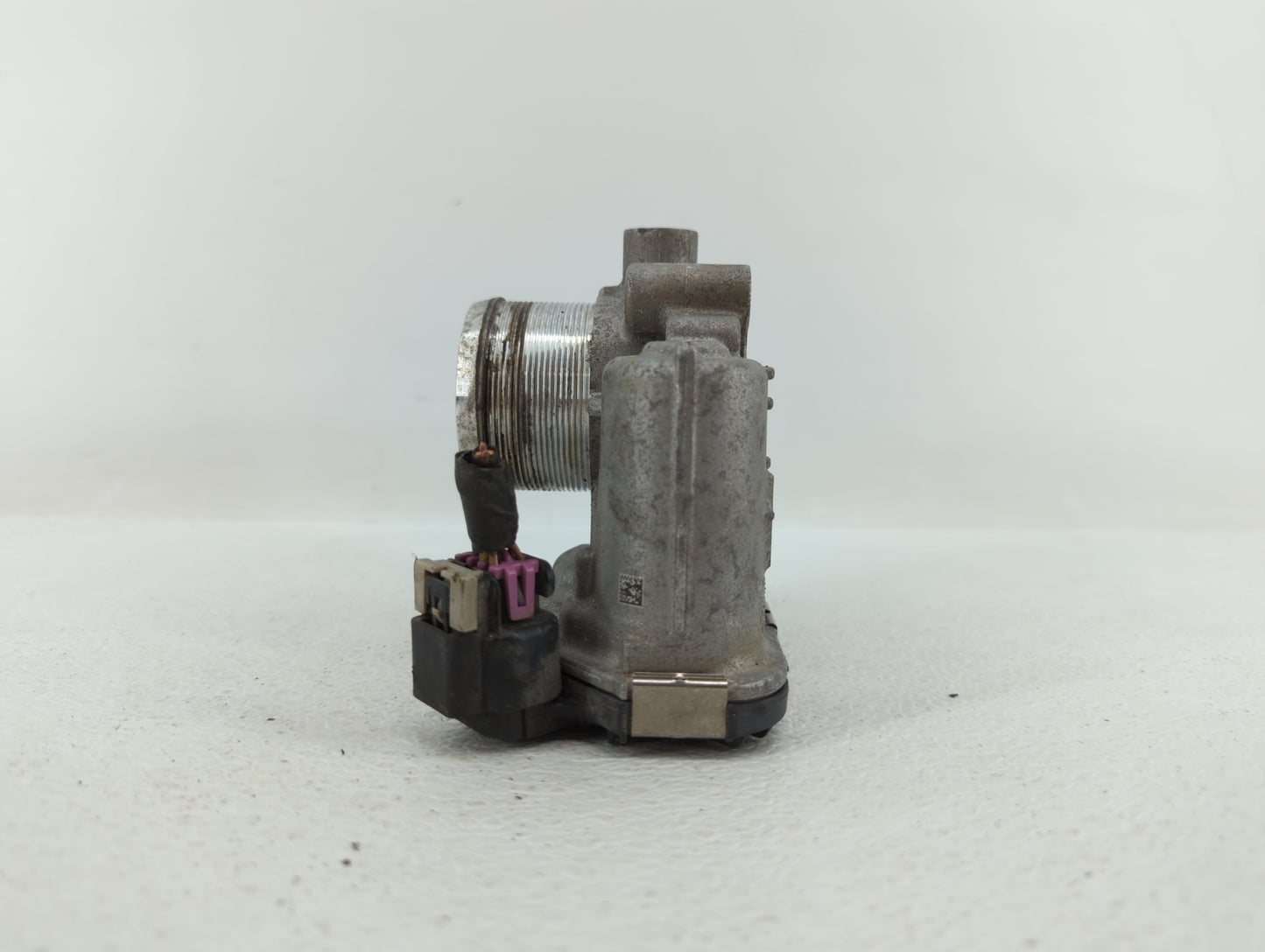 2013-2018 Chevrolet Trax Throttle Body P/N:55581662 12644239AA, 55565489 Fits Fits 2011 2012 2013 2014 2015 2016 2017 2018 2