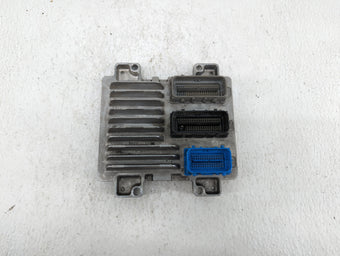 compare product 2017-2018 Chevrolet Trax PCM Engine Control Computer ECU ECM PCU OEM P/N:12685776 12668986, 12698131 Fits Fits 2017 2018 2019 OEM Used Auto Parts