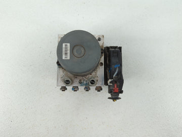 2017-2018 Chevrolet Trax ABS Pump Control Module Replacement P/N:42520669 HS7A-12A650-ABB, 42643519 Fits Fits 2017 2018 2019 OEM Used Auto Parts