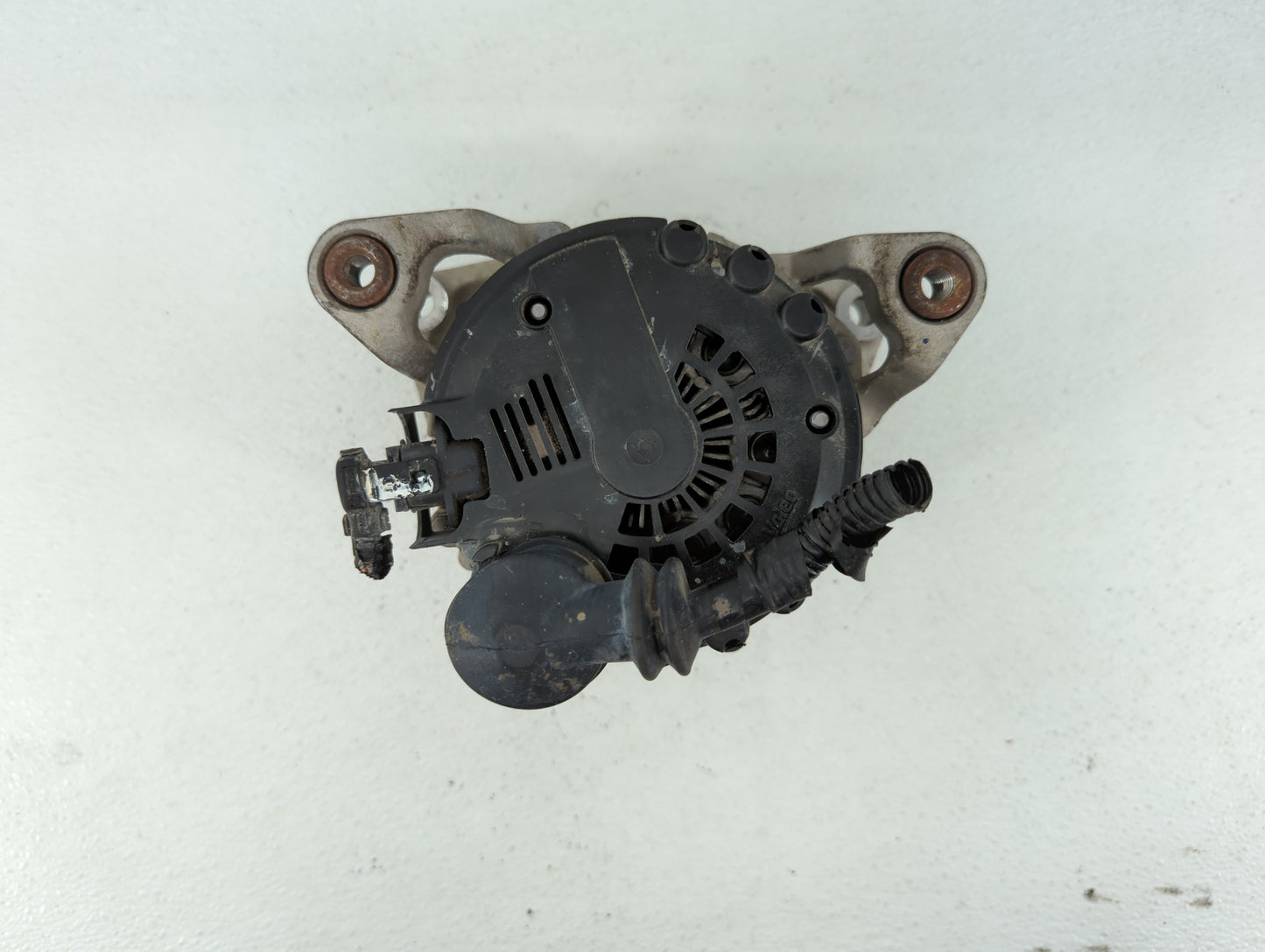 2013-2018 Chevrolet Trax Alternator Replacement Generator Charging Assembly Engine OEM P/N:13577154 13597226 Fits OEM Used A