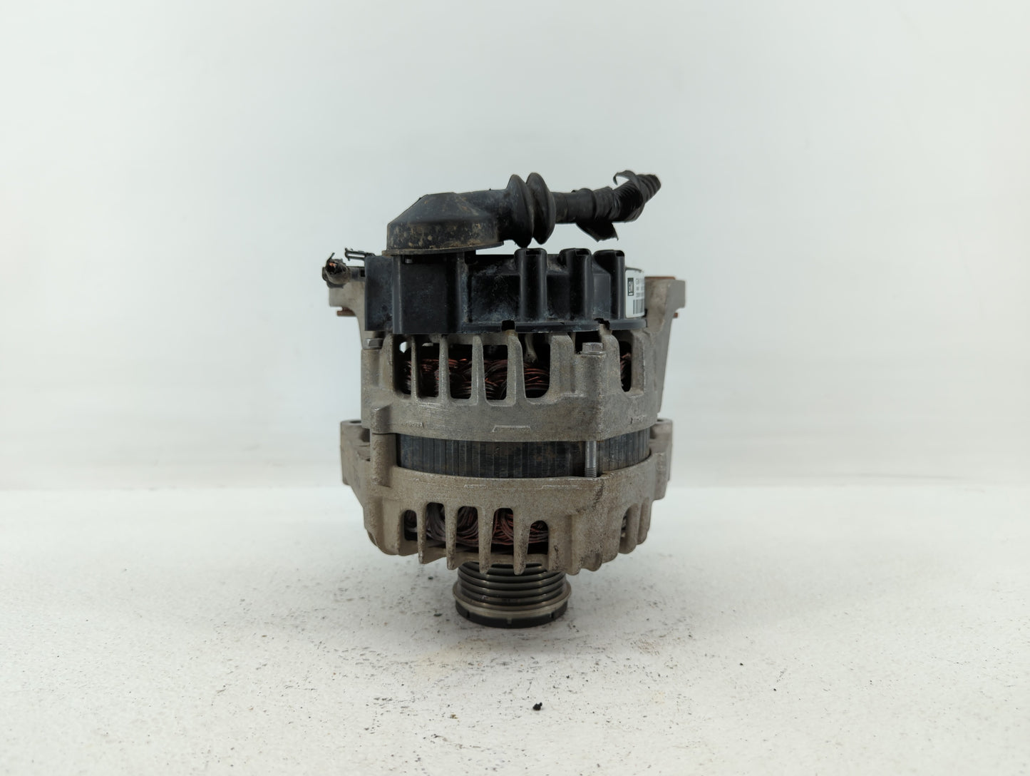 2013-2018 Chevrolet Trax Alternator Replacement Generator Charging Assembly Engine OEM P/N:13577154 13597226 Fits OEM Used A