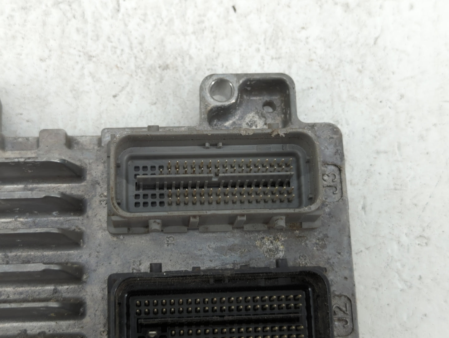 2017-2021 Chevrolet Trax PCM Engine Control Computer ECU ECM PCU OEM P/N:12692201 12679097 Fits Fits 2017 2018 2019 2020 202