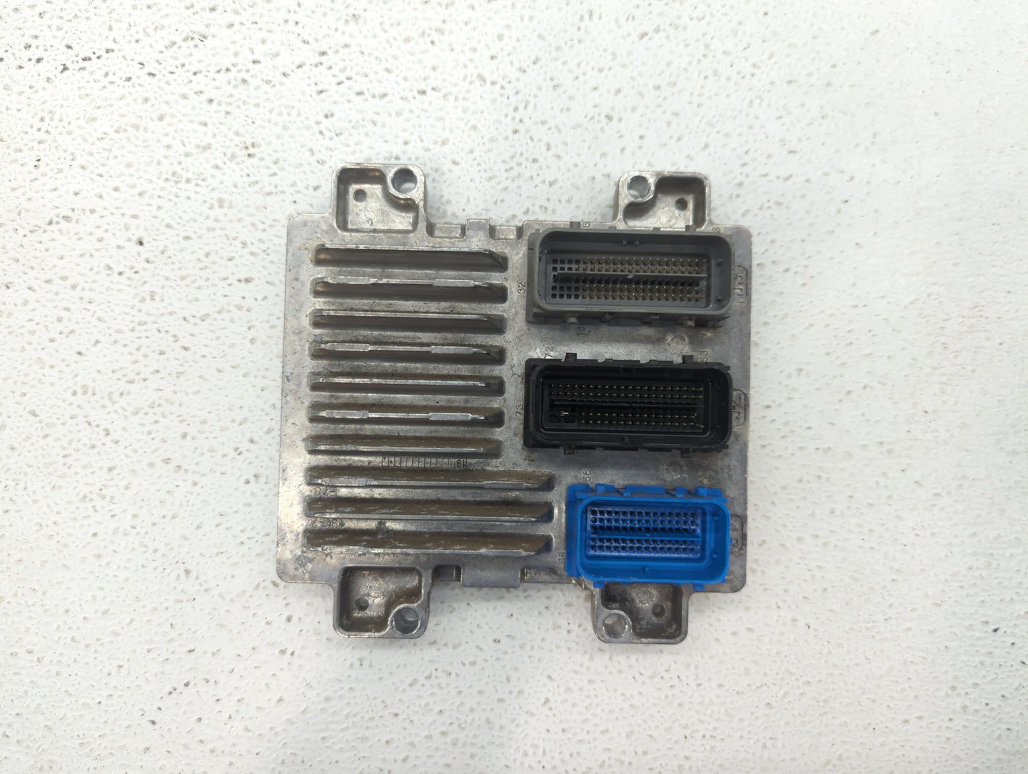 2017-2021 Chevrolet Trax PCM Engine Control Computer ECU ECM PCU OEM P/N:12692201 12697718 Fits Fits 2017 2018 2019 2020 202