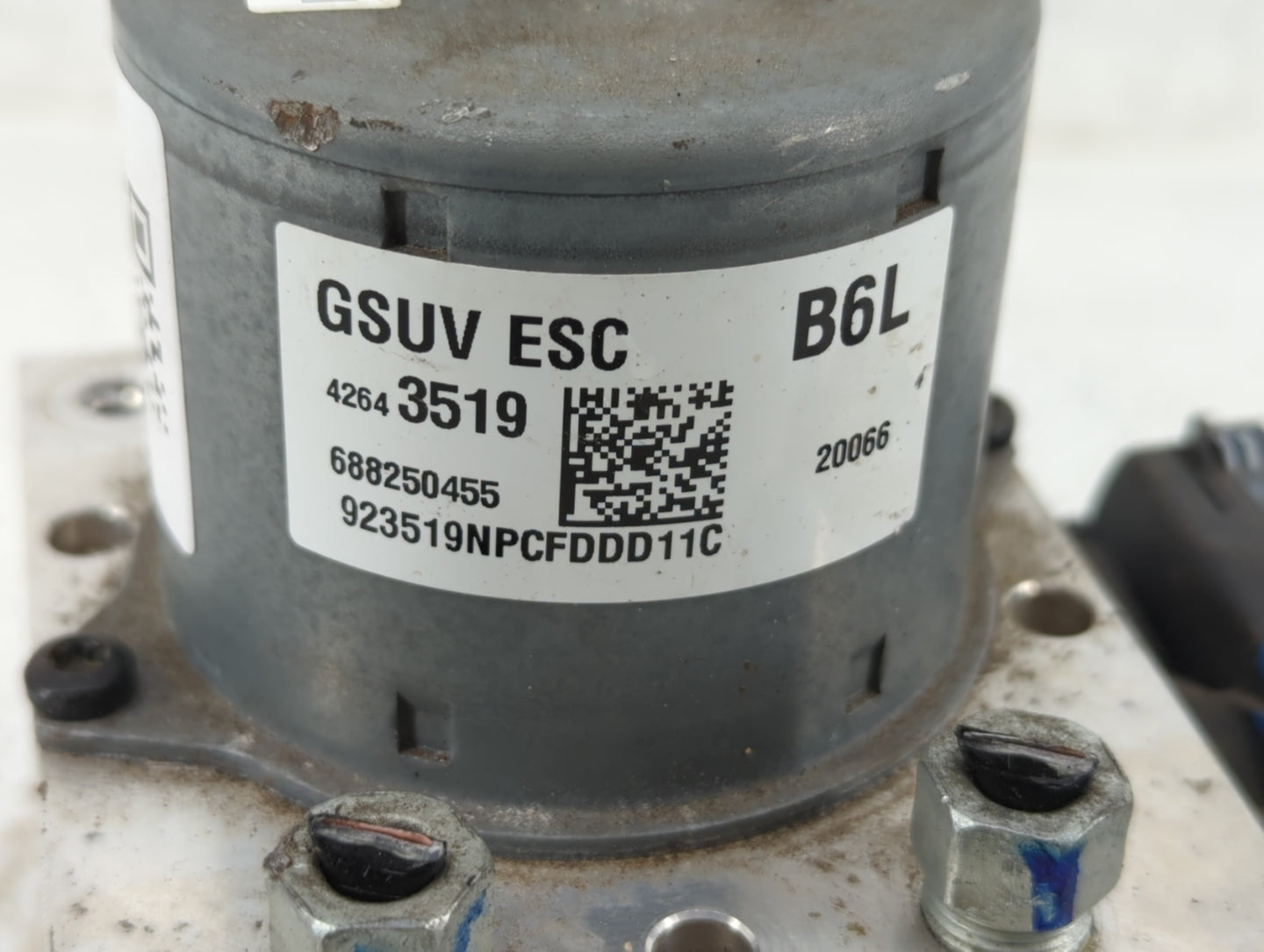 2017-2021 Chevrolet Trax ABS Pump Control Module Replacement P/N:42643519 42563014 Fits Fits 2017 2018 2019 2020 2021 OEM Us
