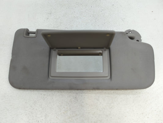 2017-2021 Chevrolet Trax Sun Visor Shade Replacement Passenger Right Mirror Fits Fits 2017 2018 2019 2020 2021 OEM Used Auto
