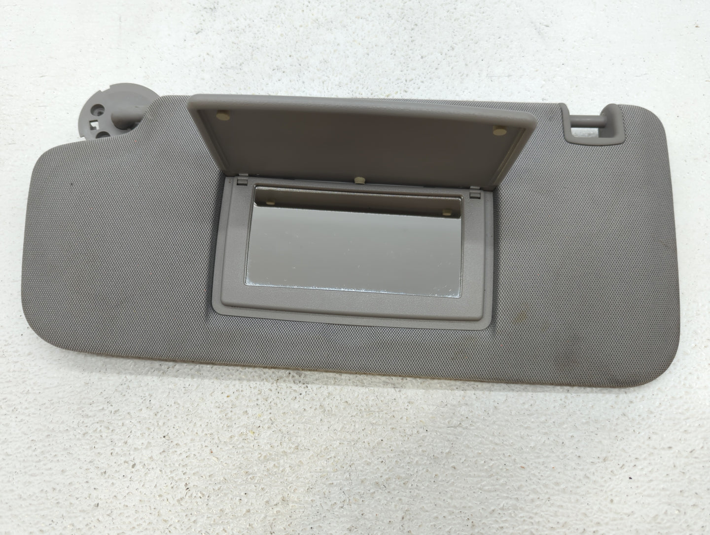 2017-2021 Chevrolet Trax Sun Visor Shade Replacement Driver Left Mirror Fits Fits 2017 2018 2019 2020 2021 OEM Used Auto Par