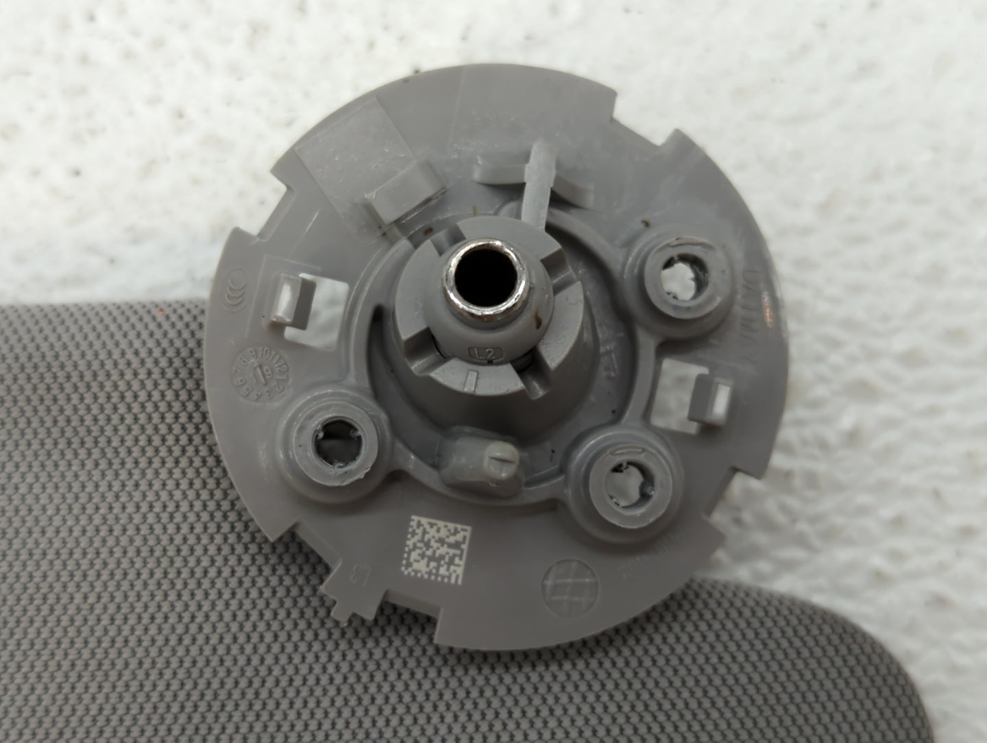 2017-2021 Chevrolet Trax Sun Visor Shade Replacement Driver Left Mirror Fits Fits 2017 2018 2019 2020 2021 OEM Used Auto Par