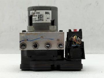 2017-2021 Chevrolet Trax ABS Pump Control Module Replacement P/N:42643519 Fits Fits 2017 2018 2019 2020 2021 OEM Used Auto P