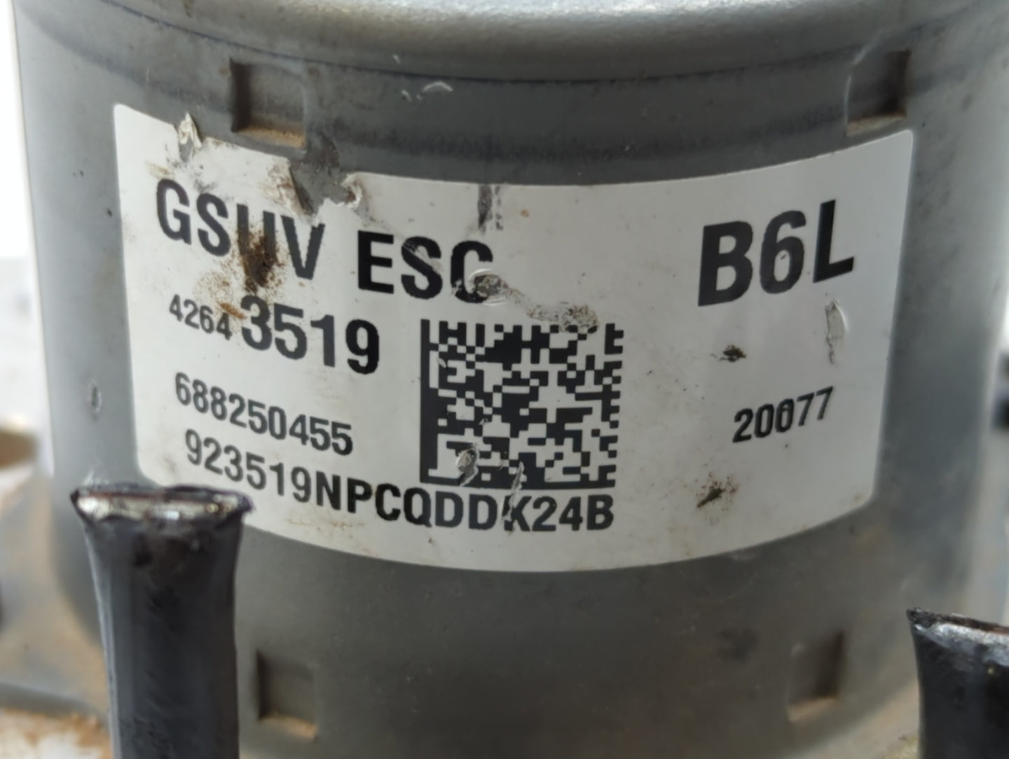 2017-2021 Chevrolet Trax ABS Pump Control Module Replacement P/N:42643519 Fits Fits 2017 2018 2019 2020 2021 OEM Used Auto P