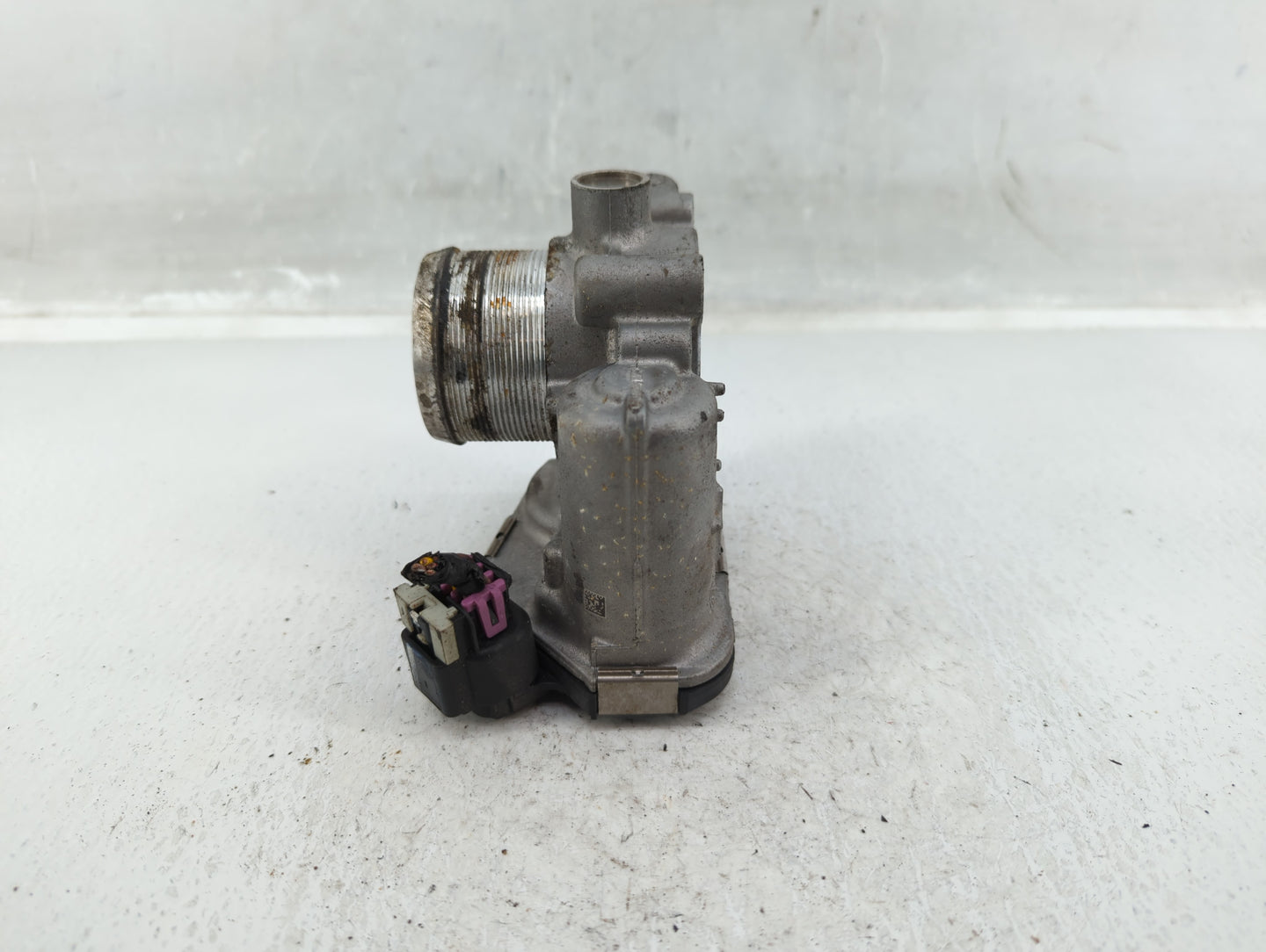 2013-2021 Chevrolet Trax Throttle Body P/N:55565489 Fits Fits 2011 2012 2013 2014 2015 2016 2017 2018 2019 2020 2021 OEM Use