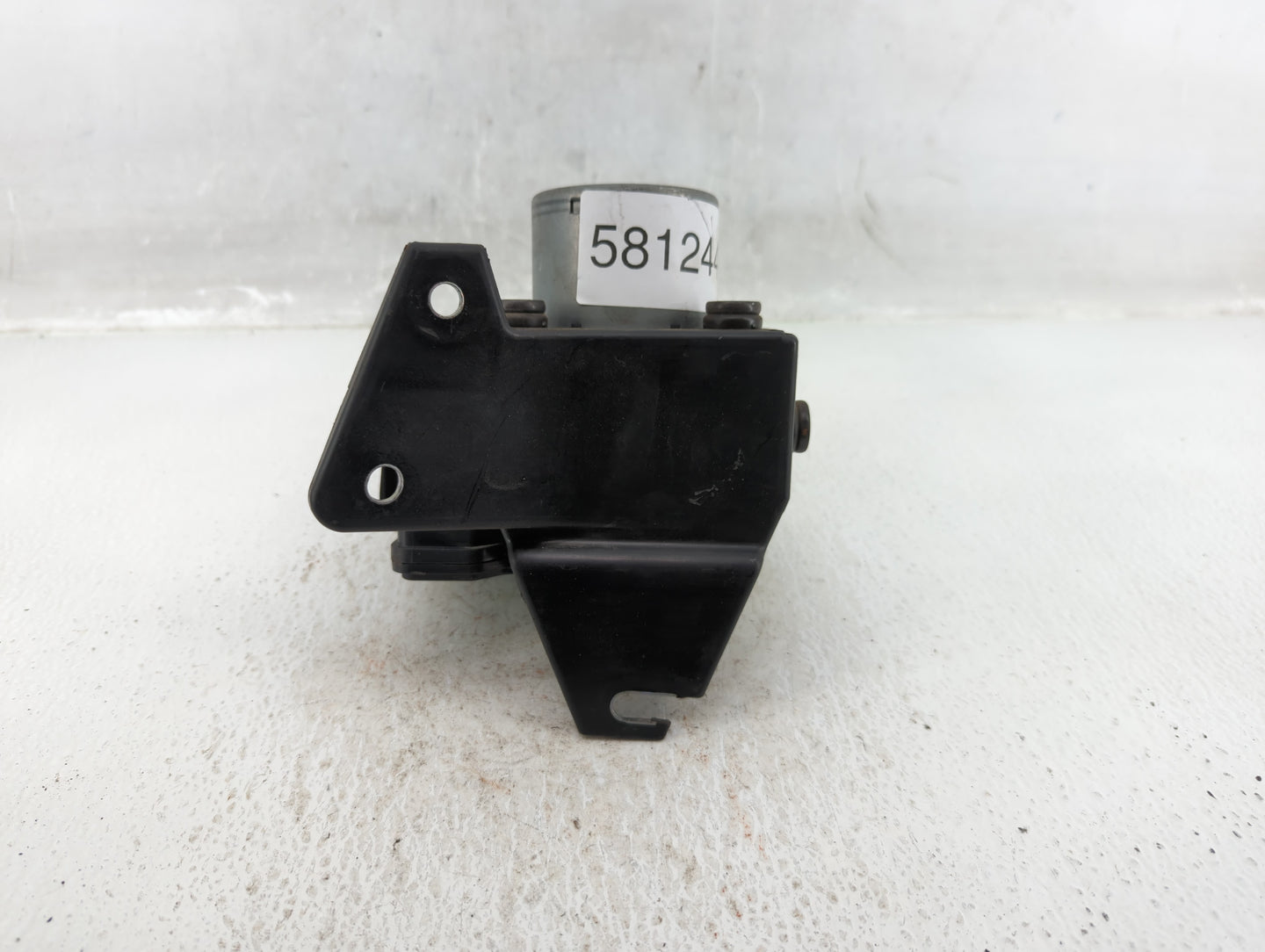 2017-2021 Chevrolet Trax ABS Pump Control Module Replacement P/N:42643519 Fits Fits 2017 2018 2019 2020 2021 OEM Used Auto P