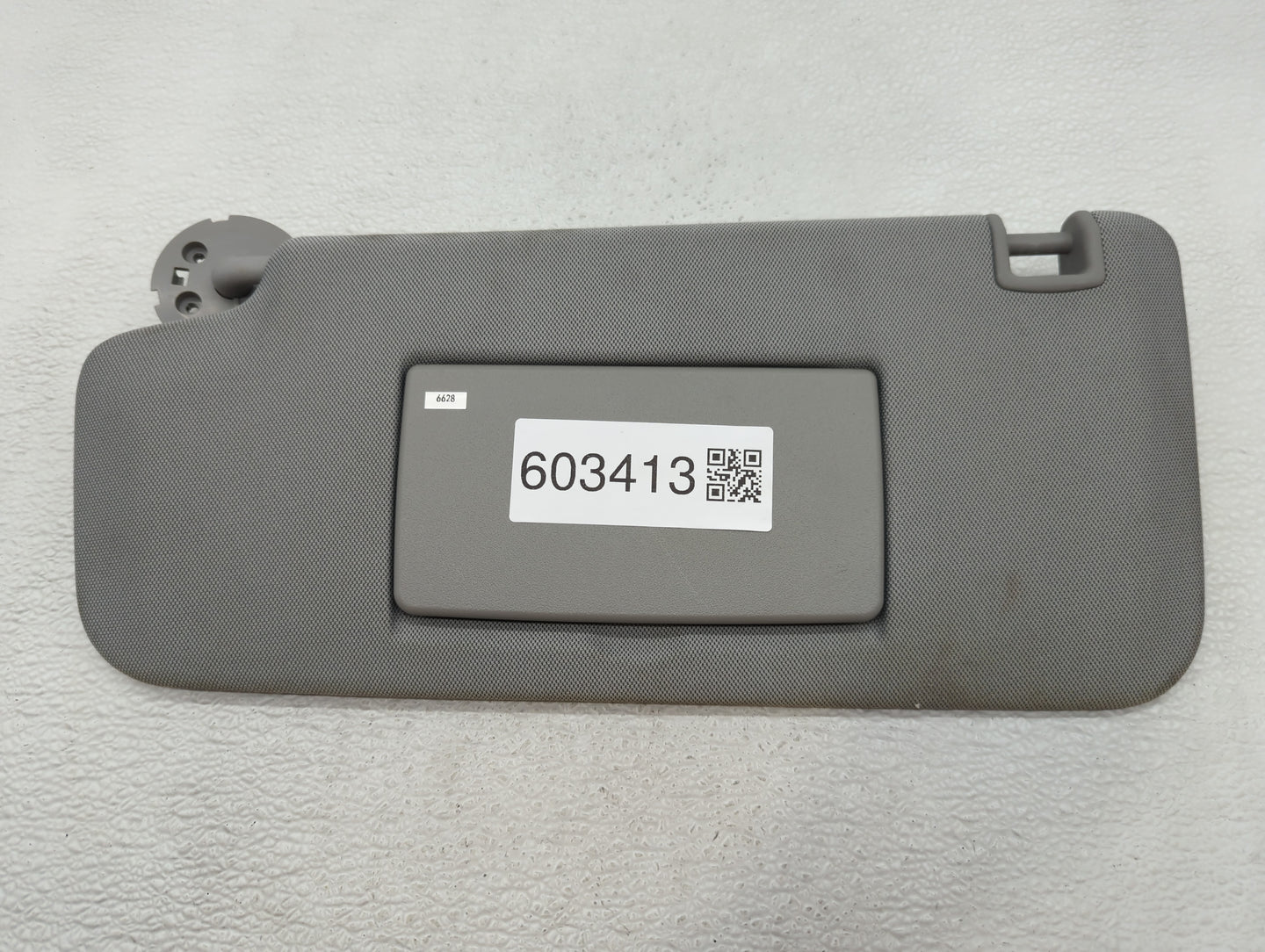 2017-2021 Chevrolet Trax Sun Visor Shade Replacement Driver Left Mirror Fits Fits 2017 2018 2019 2020 2021 OEM Used Auto Par