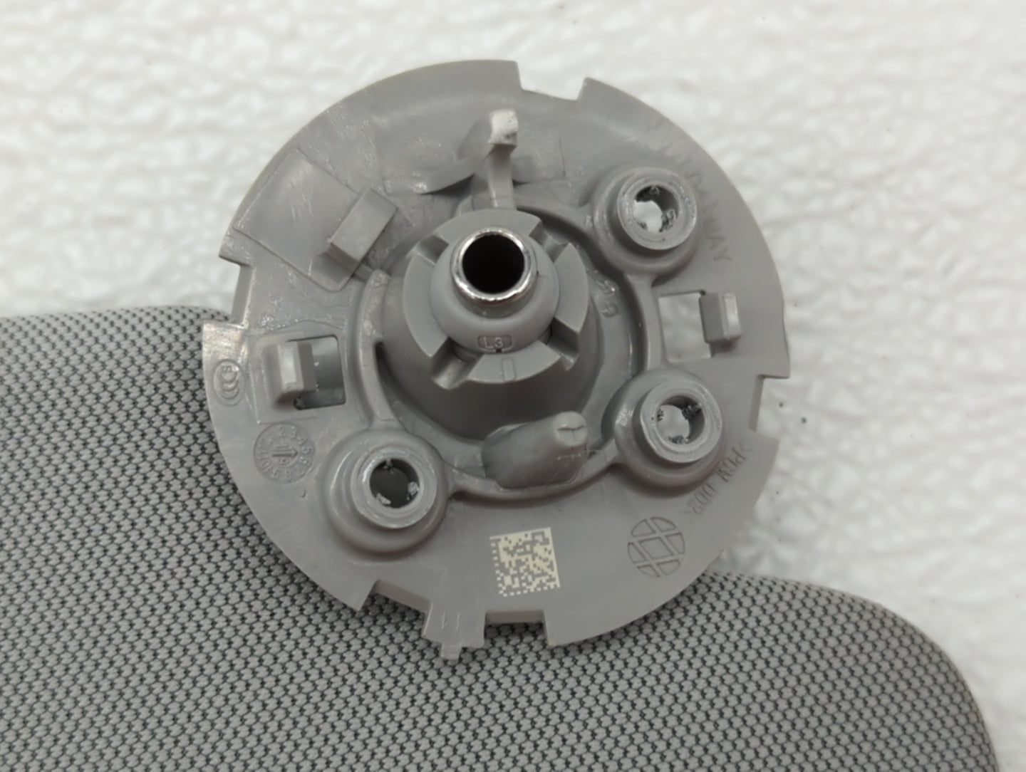 2017-2021 Chevrolet Trax Sun Visor Shade Replacement Driver Left Mirror Fits Fits 2017 2018 2019 2020 2021 OEM Used Auto Par