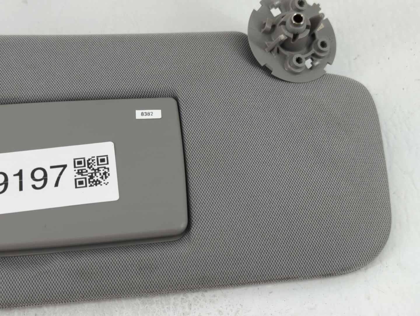 2017-2021 Chevrolet Trax Sun Visor Shade Replacement Passenger Right Mirror Fits Fits 2017 2018 2019 2020 2021 OEM Used Auto