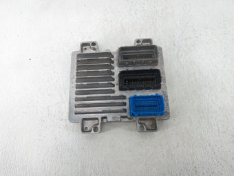 compare product 2017-2021 Chevrolet Trax PCM Engine Control Computer ECU ECM PCU OEM P/N:12698131 12692201 Fits Fits 2017 2018 2019 2020 2021 OEM Used Auto Parts