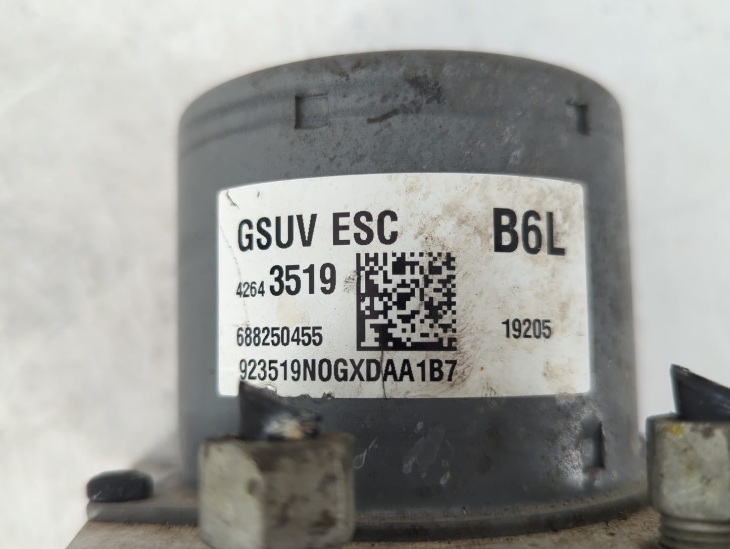 2017-2021 Chevrolet Trax ABS Pump Control Module Replacement P/N:42643519 Fits Fits 2017 2018 2019 2020 2021 OEM Used Auto P