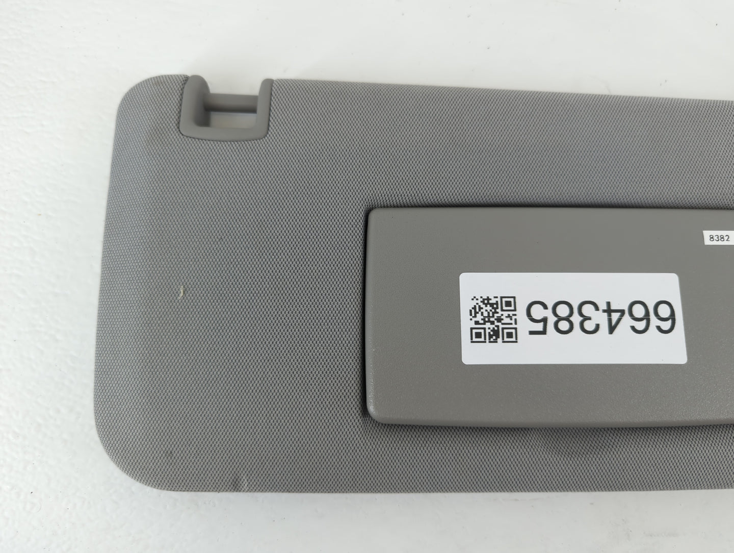 2017-2021 Chevrolet Trax Sun Visor Shade Replacement Passenger Right Mirror Fits Fits 2017 2018 2019 2020 2021 OEM Used Auto