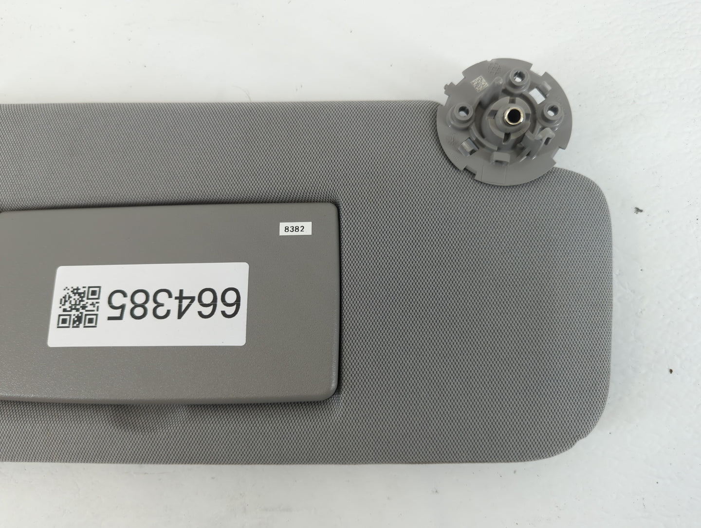 2017-2021 Chevrolet Trax Sun Visor Shade Replacement Passenger Right Mirror Fits Fits 2017 2018 2019 2020 2021 OEM Used Auto