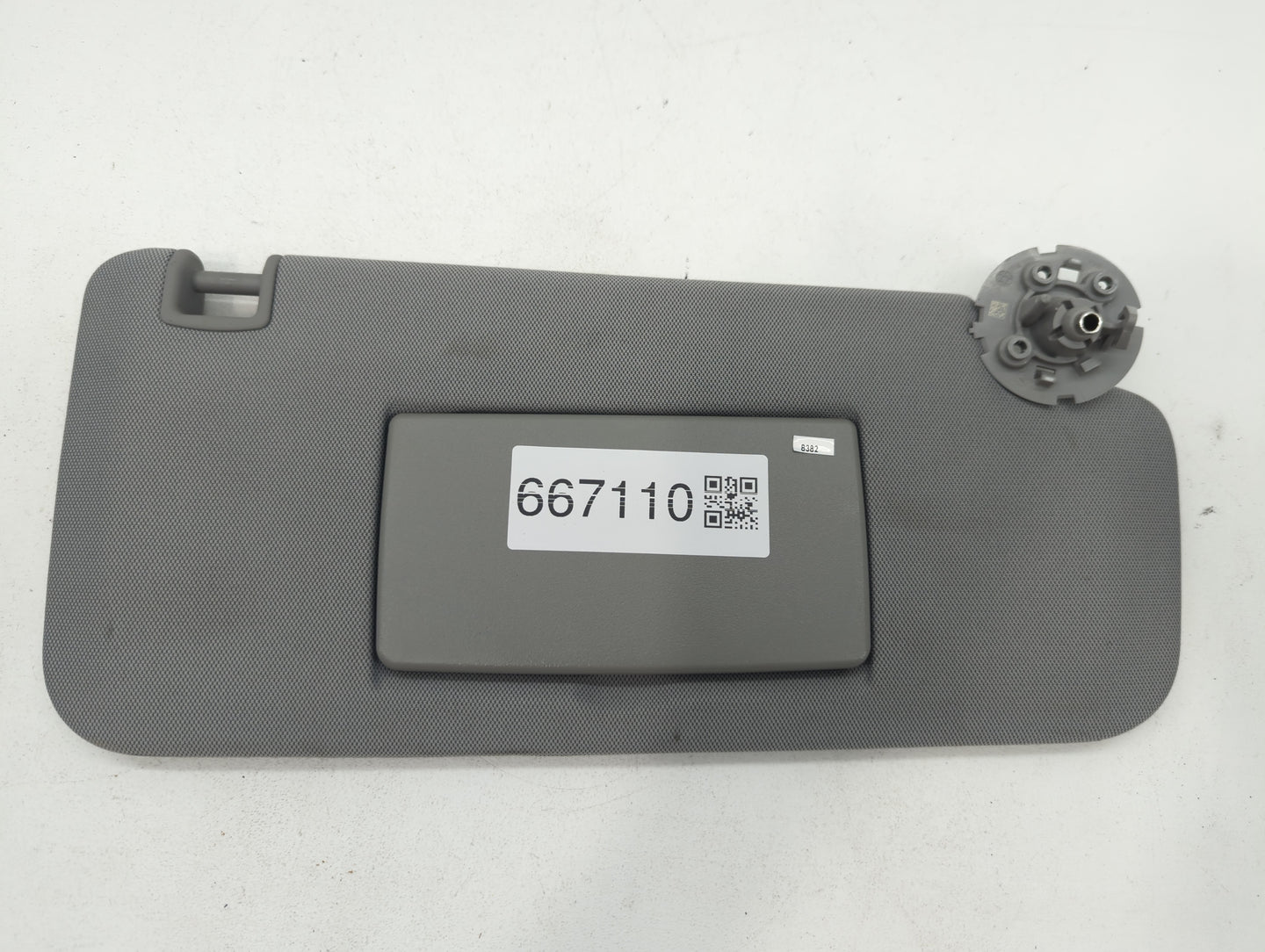 2017-2021 Chevrolet Trax Sun Visor Shade Replacement Passenger Right Mirror Fits Fits 2017 2018 2019 2020 2021 OEM Used Auto