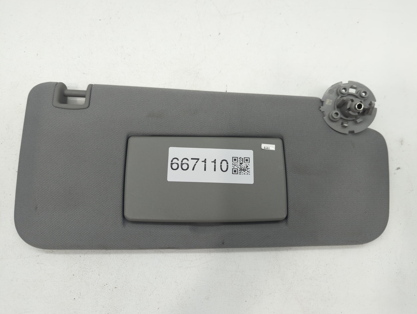 2017-2021 Chevrolet Trax Sun Visor Shade Replacement Passenger Right Mirror Fits Fits 2017 2018 2019 2020 2021 OEM Used Auto