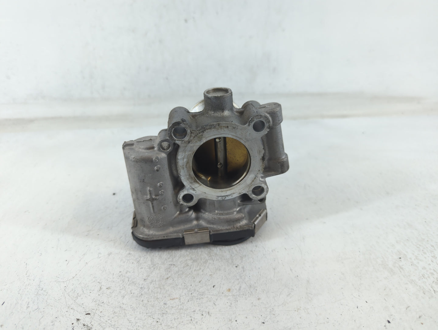 2013-2021 Chevrolet Trax Throttle Body P/N:0 280 750 499 55 565 489 Fits OEM Used Auto Parts - Oemusedautoparts1.com