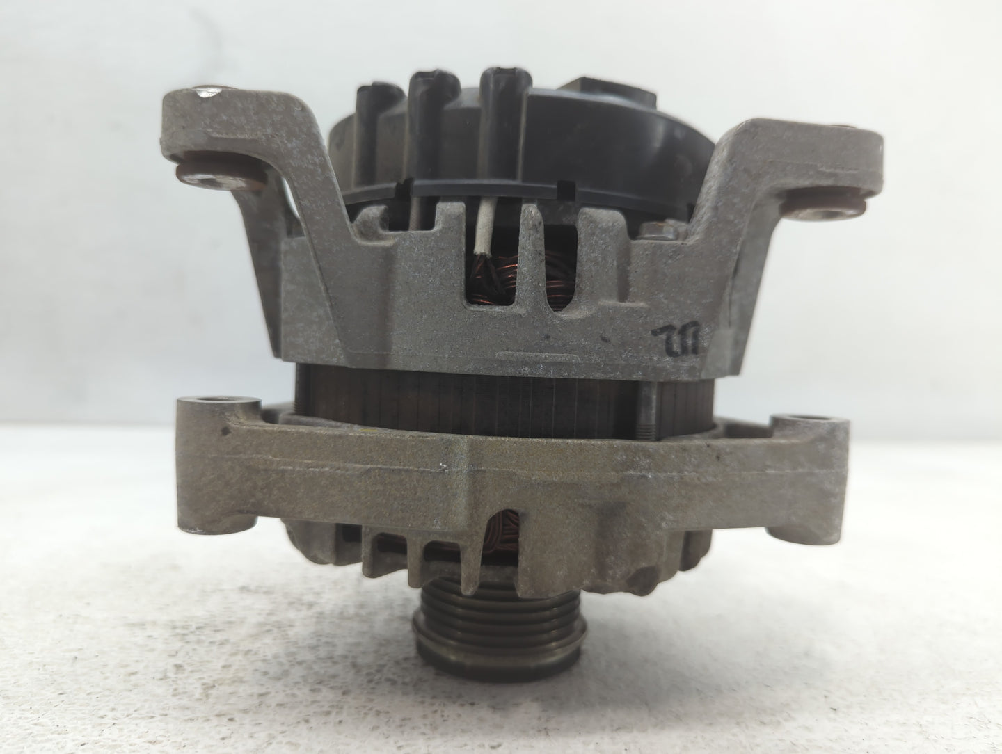 2013-2021 Chevrolet Trax Alternator Replacement Generator Charging Assembly Engine OEM P/N:13597226 Fits OEM Used Auto Parts