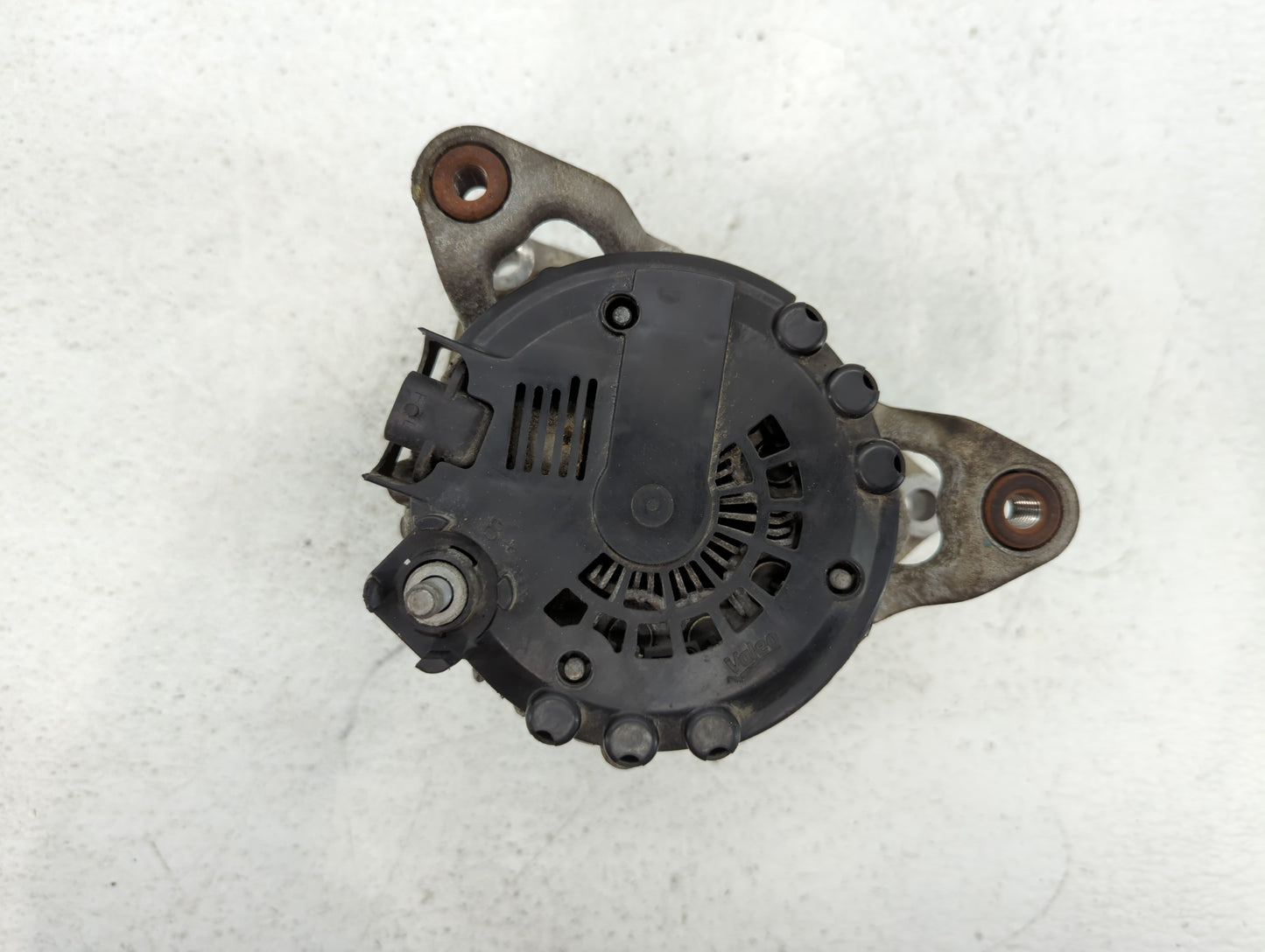2013-2021 Chevrolet Trax Alternator Replacement Generator Charging Assembly Engine OEM P/N:13597226 Fits OEM Used Auto Parts