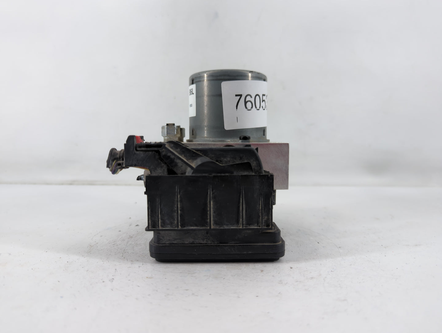 2017-2021 Chevrolet Trax ABS Pump Control Module Replacement P/N:42643519 Fits Fits 2017 2018 2019 2020 2021 OEM Used Auto P