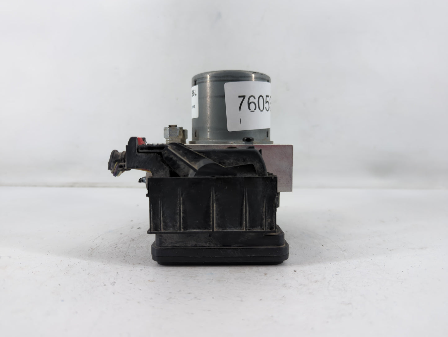 2017-2021 Chevrolet Trax ABS Pump Control Module Replacement P/N:42643519 Fits Fits 2017 2018 2019 2020 2021 OEM Used Auto P