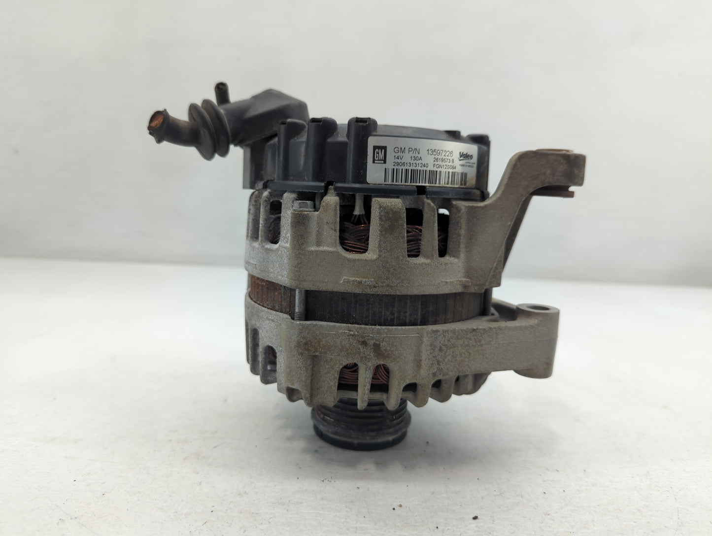 2013-2021 Chevrolet Trax Alternator Replacement Generator Charging Assembly Engine OEM P/N:2619573 B 13597226 Fits OEM Used 