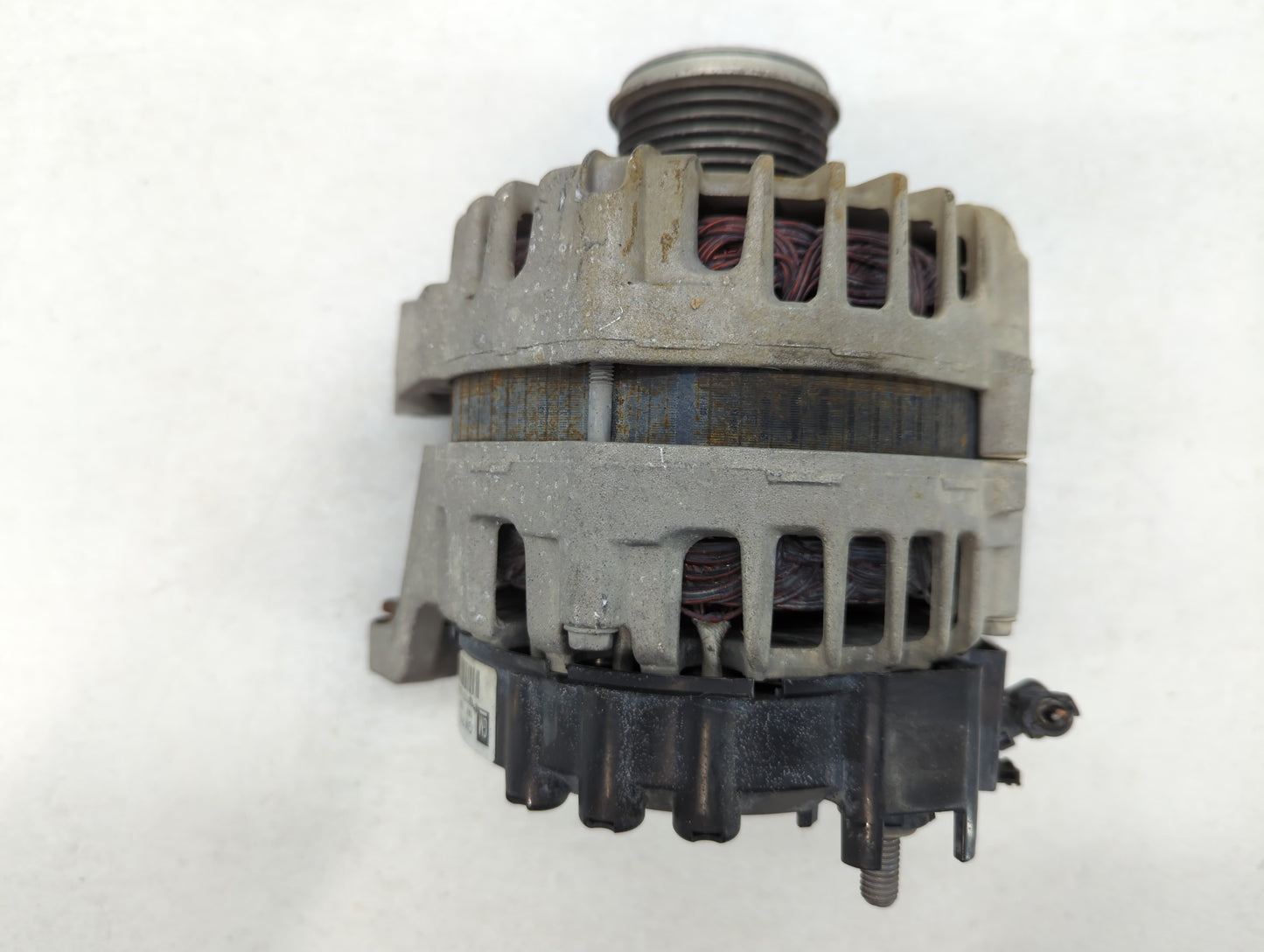 2013-2021 Chevrolet Trax Alternator Replacement Generator Charging Assembly Engine OEM P/N:13597226 Fits OEM Used Auto Parts