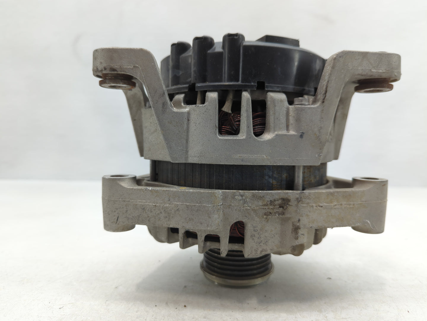 2013-2021 Chevrolet Trax Alternator Replacement Generator Charging Assembly Engine OEM P/N:13597226 Fits OEM Used Auto Parts