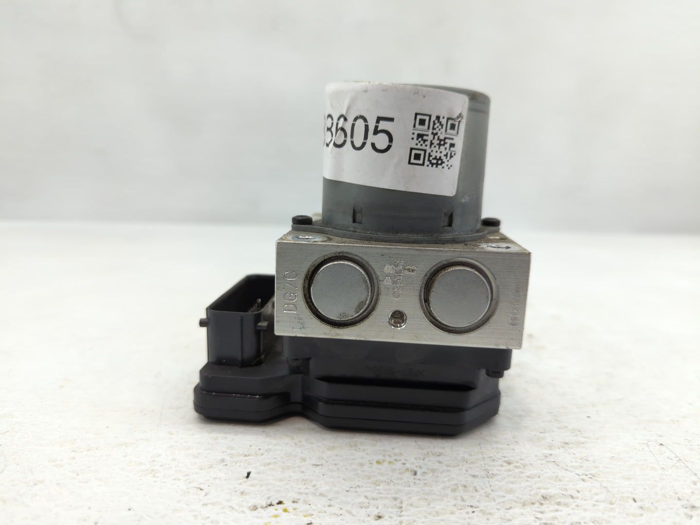 2017-2020 Chevrolet Trax ABS Pump Control Module Replacement P/N:42543519 Fits Fits 2017 2018 2019 2020 OEM Used Auto Parts 