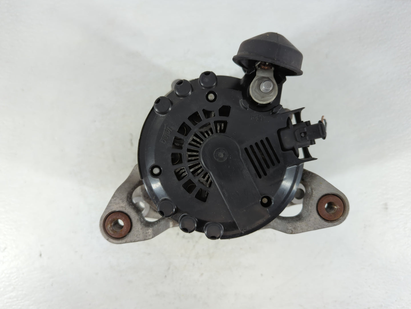 2013-2021 Chevrolet Trax Alternator Replacement Generator Charging Assembly Engine OEM P/N:13597226 Fits OEM Used Auto Parts