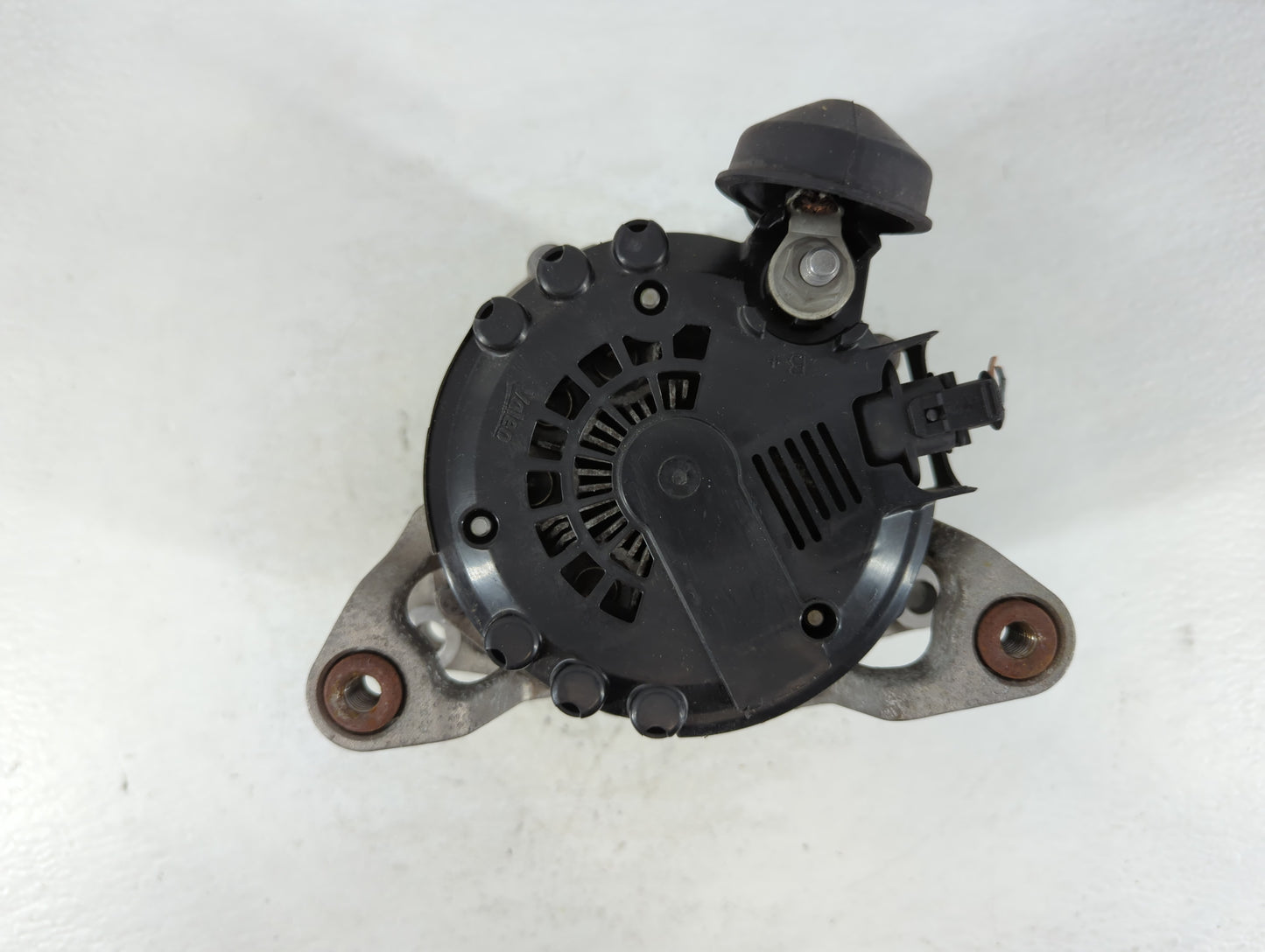 2013-2021 Chevrolet Trax Alternator Replacement Generator Charging Assembly Engine OEM P/N:13597226 Fits OEM Used Auto Parts