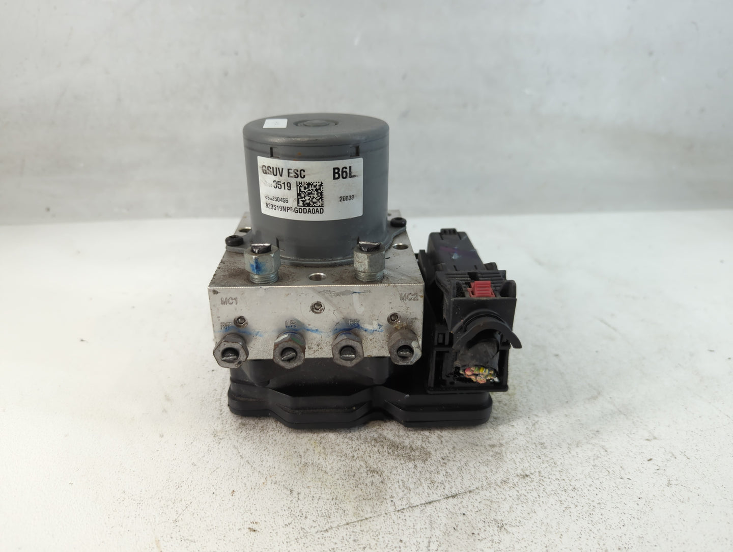 2017-2021 Chevrolet Trax ABS Pump Control Module Replacement P/N:42643519 Fits Fits 2017 2018 2019 2020 2021 OEM Used Auto P