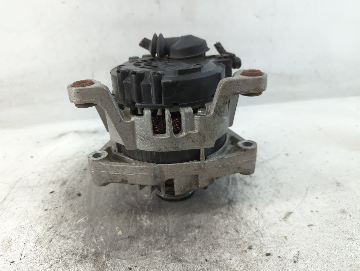 2013-2021 Chevrolet Trax Alternator Replacement Generator Charging Assembly Engine OEM P/N:13597226 Fits OEM Used Auto Parts