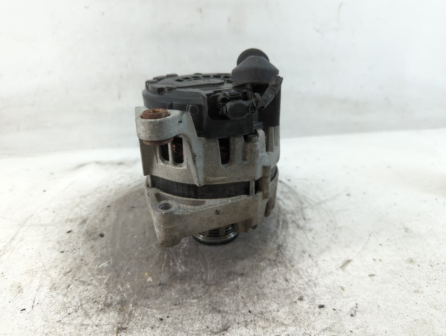 2013-2021 Chevrolet Trax Alternator Replacement Generator Charging Assembly Engine OEM P/N:13597226 Fits OEM Used Auto Parts