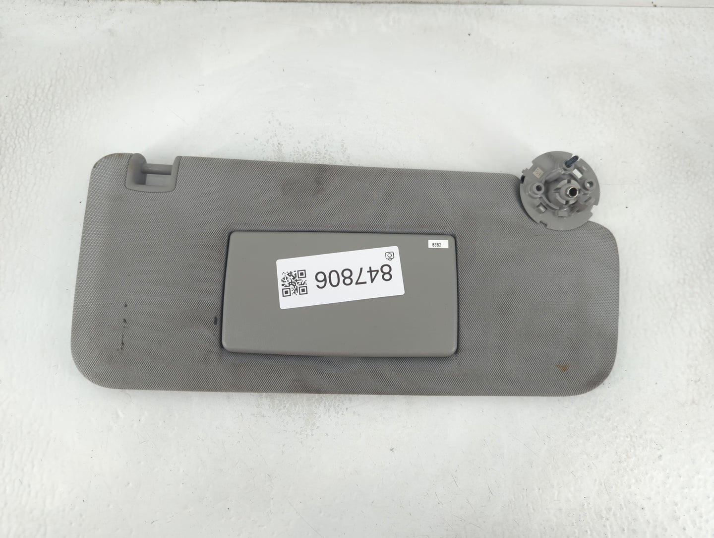 2017-2021 Chevrolet Trax Sun Visor Shade Replacement Driver Left Mirror Fits Fits 2017 2018 2019 2020 2021 OEM Used Auto Par