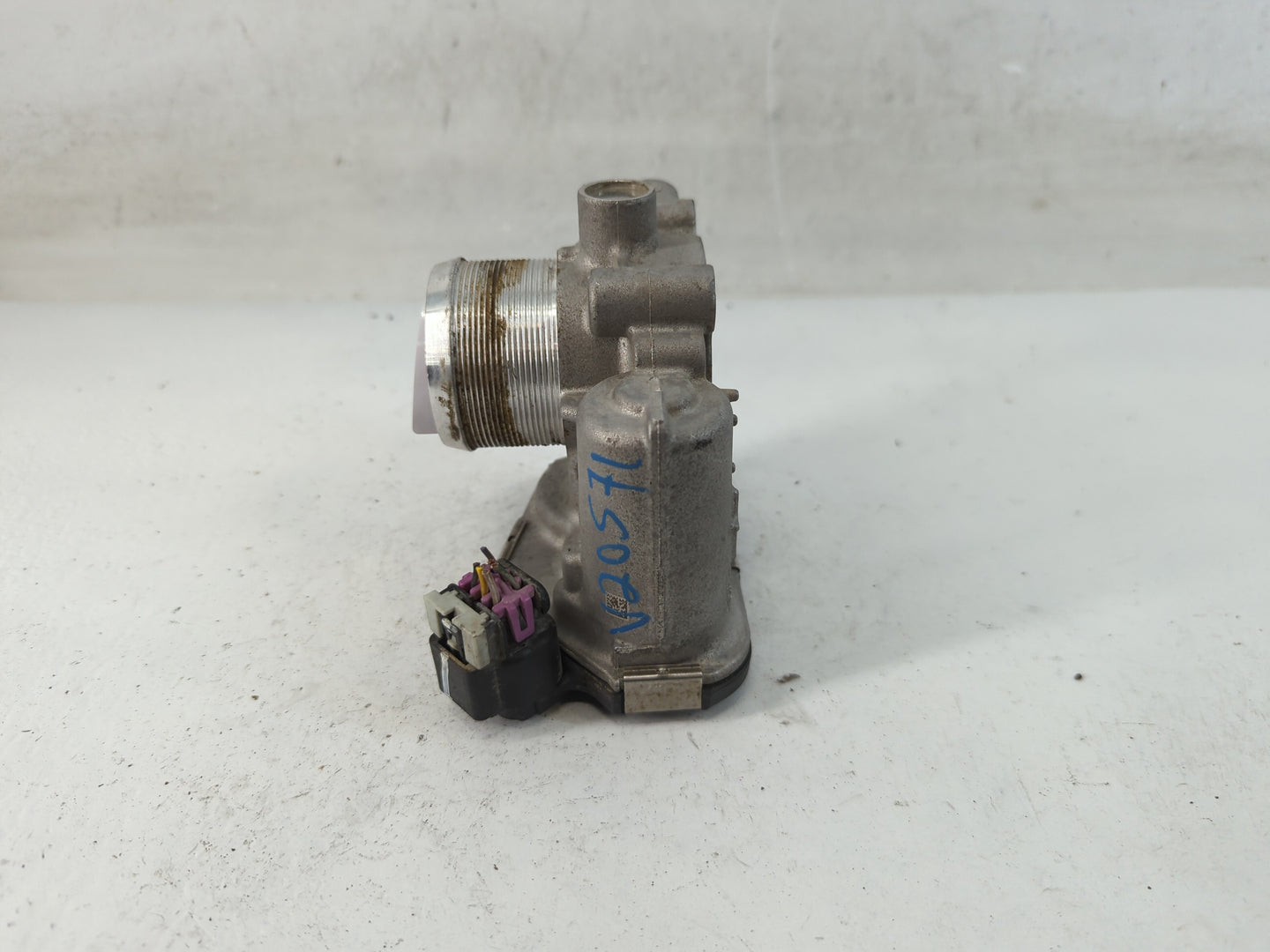 2013-2021 Chevrolet Trax Throttle Body P/N:0 280 750 499 55 565 489 Fits OEM Used Auto Parts - Oemusedautoparts1.com