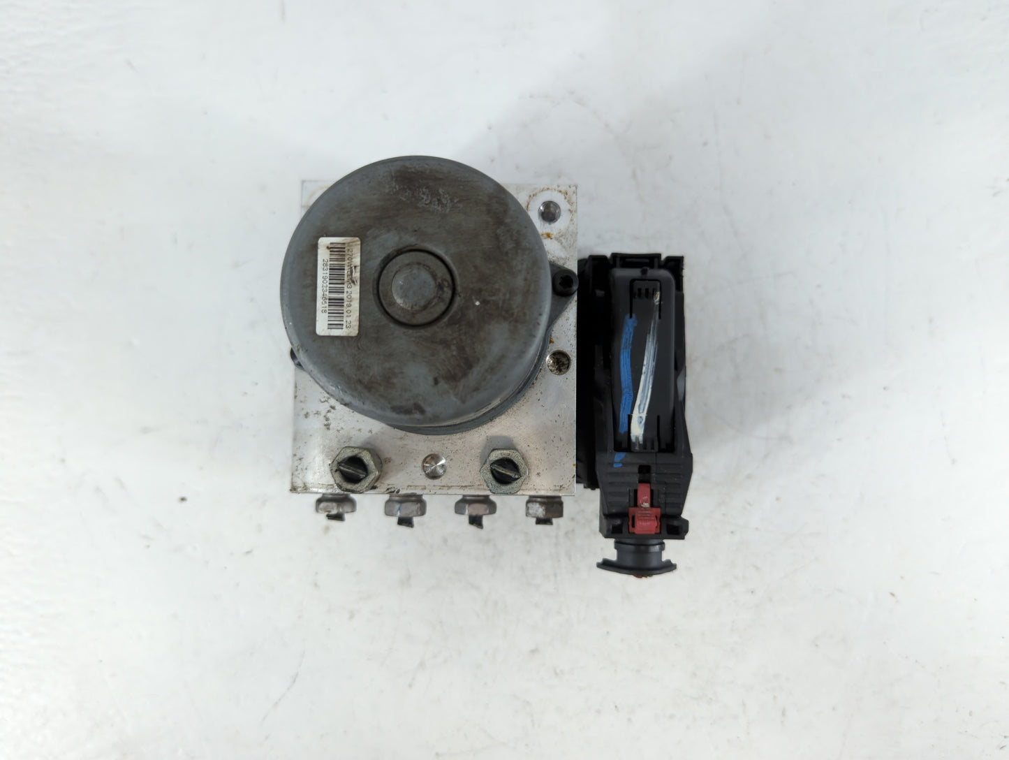 2017-2021 Chevrolet Trax ABS Pump Control Module Replacement P/N:42643519 Fits Fits 2017 2018 2019 2020 2021 OEM Used Auto P