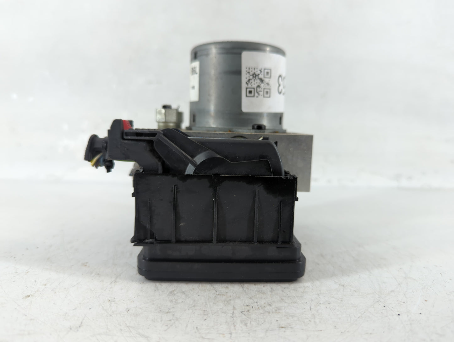 2017-2021 Chevrolet Trax ABS Pump Control Module Replacement P/N:42643519 Fits Fits 2017 2018 2019 2020 2021 OEM Used Auto P