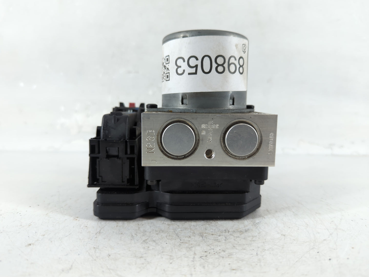 2017-2021 Chevrolet Trax ABS Pump Control Module Replacement P/N:42643519 Fits Fits 2017 2018 2019 2020 2021 OEM Used Auto P
