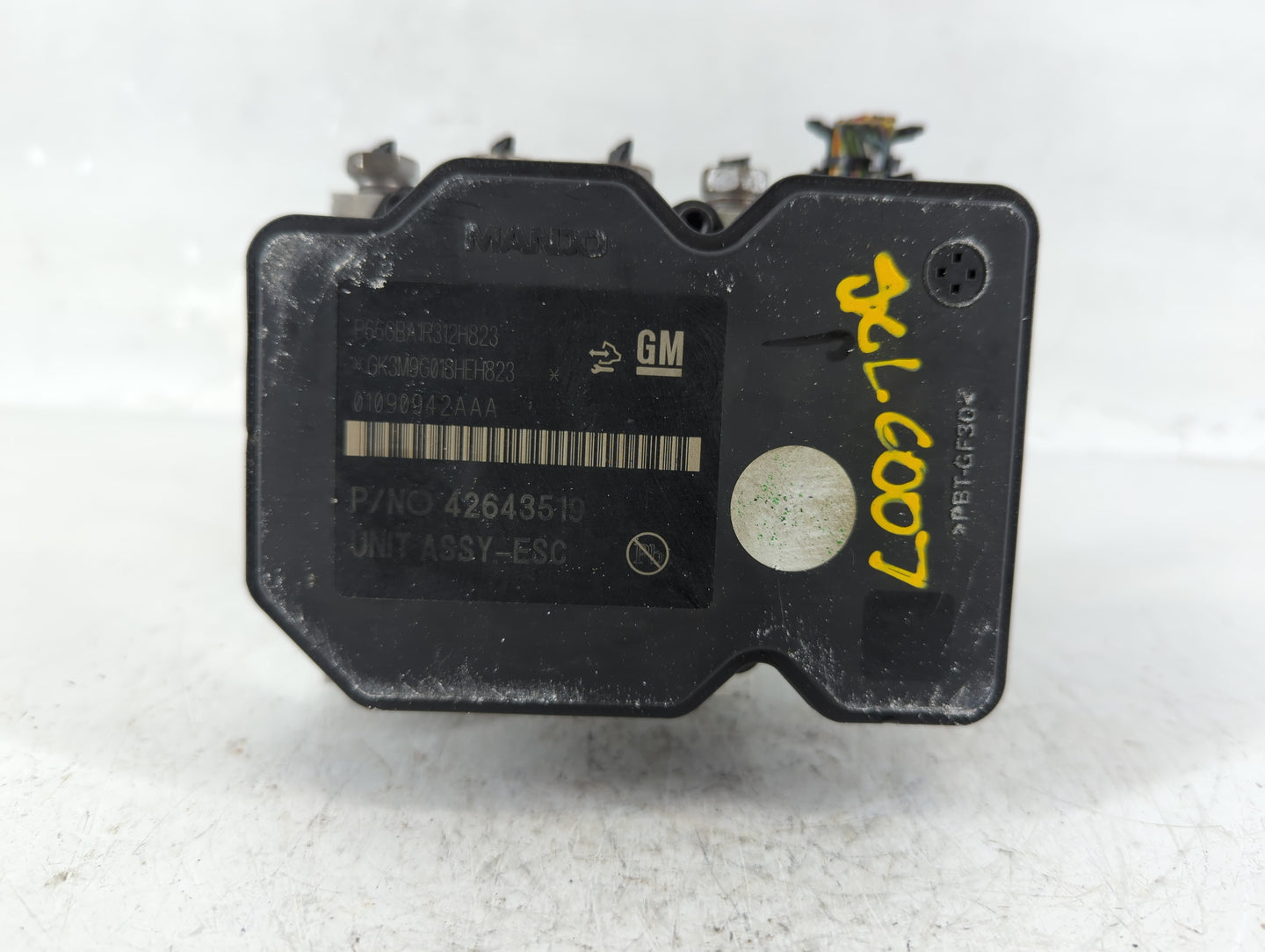 2017-2021 Chevrolet Trax ABS Pump Control Module Replacement P/N:42643519 Fits Fits 2017 2018 2019 2020 2021 OEM Used Auto P