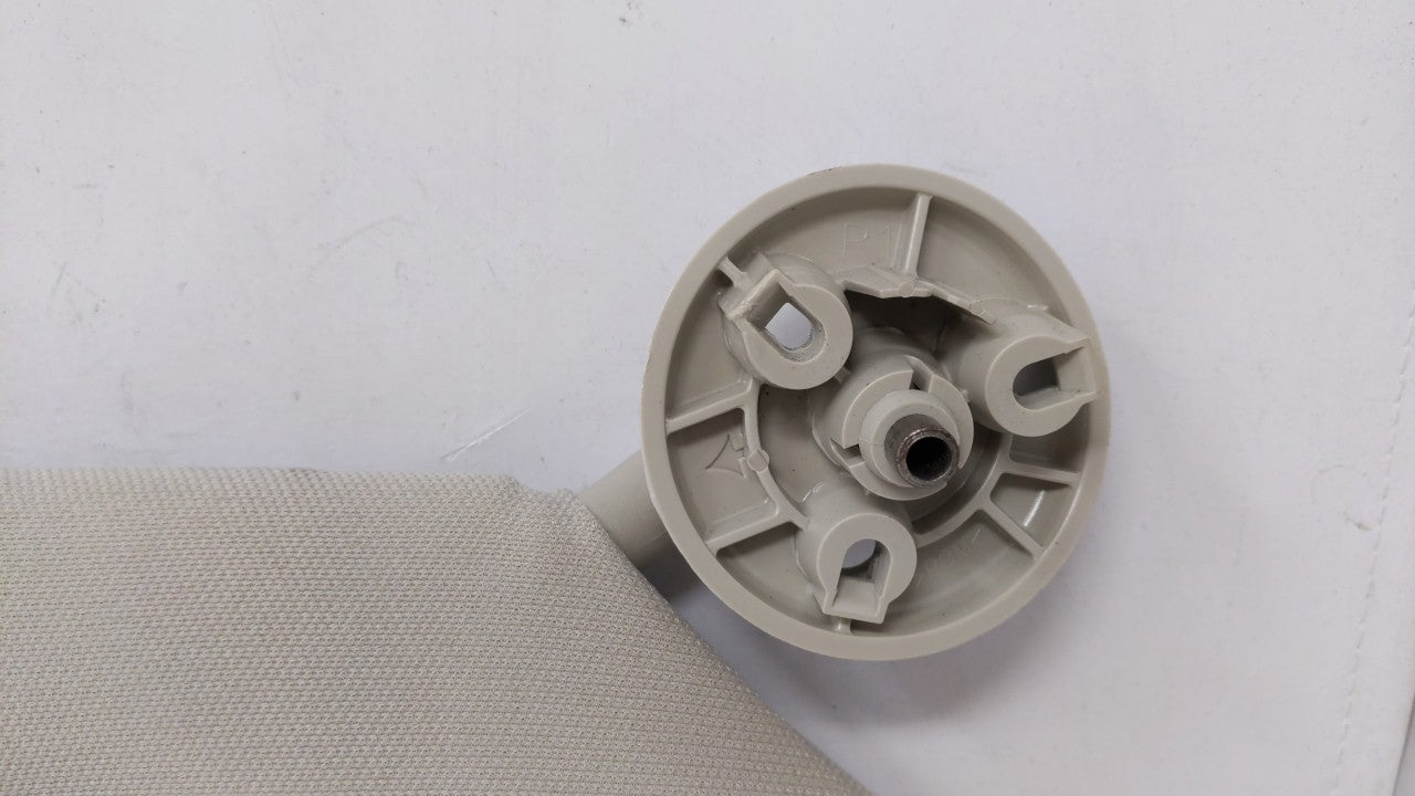 2017-2018 Chevrolet Trax Sun Visor Shade Replacement Driver Left Mirror Fits Fits 2017 2018 OEM Used Auto Parts - Oemusedaut