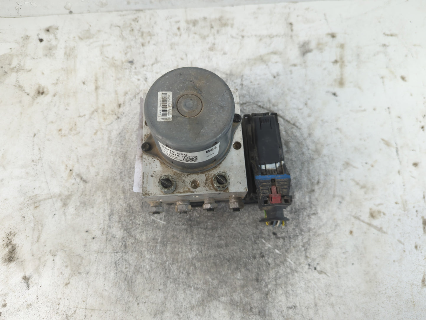 2017-2021 Chevrolet Trax ABS Pump Control Module Replacement P/N:688250455 42643519 Fits Fits 2017 2018 2019 2020 2021 OEM U