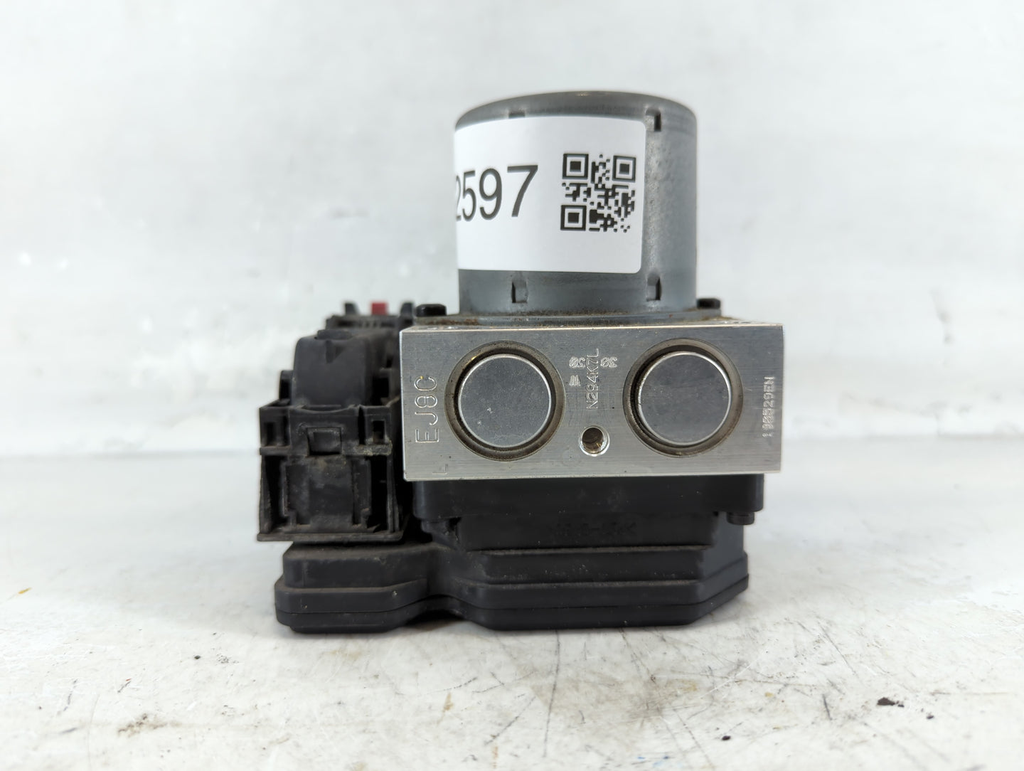 2017-2021 Chevrolet Trax ABS Pump Control Module Replacement P/N:42643519 Fits Fits 2017 2018 2019 2020 2021 OEM Used Auto P