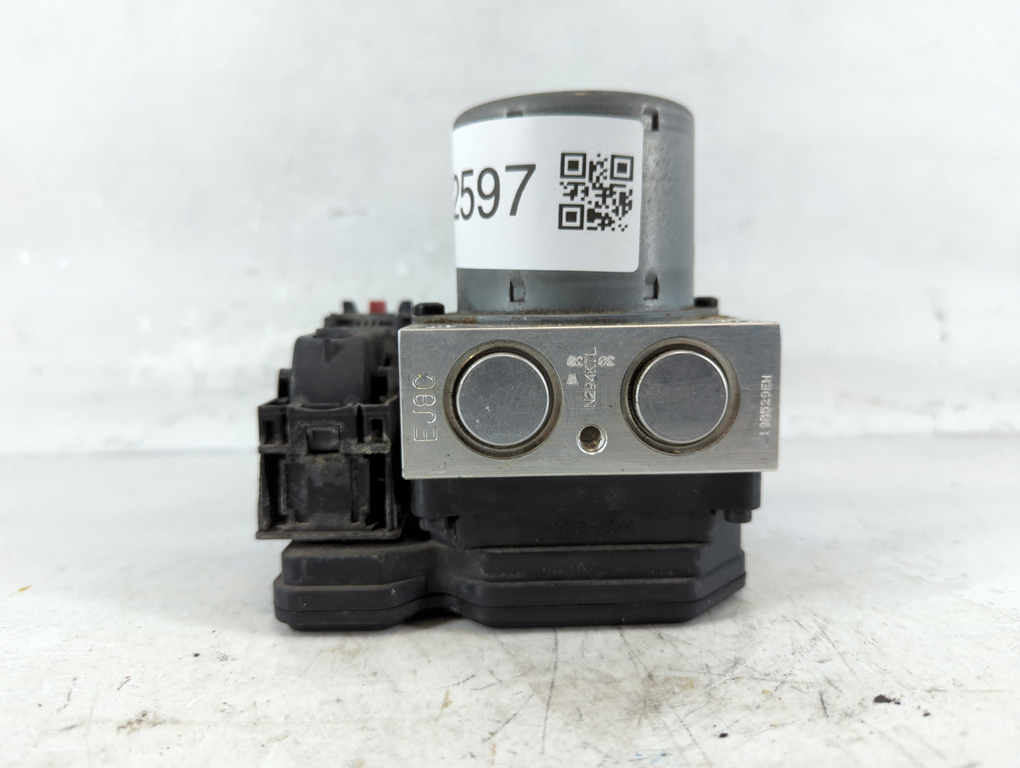 2017-2021 Chevrolet Trax ABS Pump Control Module Replacement P/N:42643519 Fits Fits 2017 2018 2019 2020 2021 OEM Used Auto P
