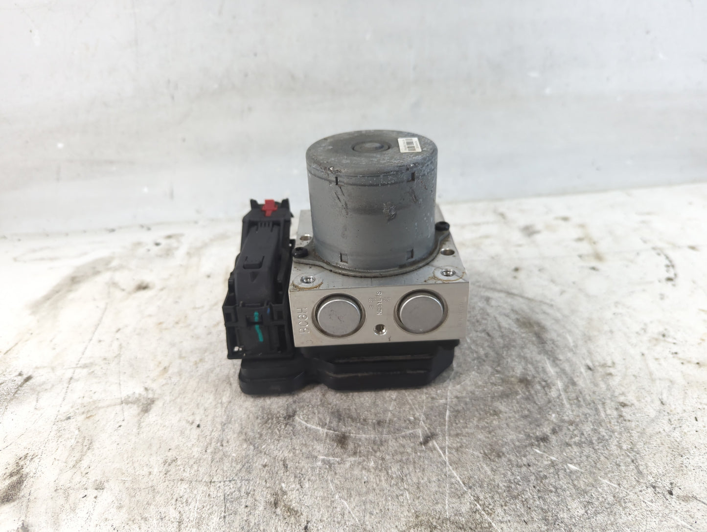 2017-2021 Chevrolet Trax ABS Pump Control Module Replacement P/N:42643519 Fits Fits 2017 2018 2019 2020 2021 OEM Used Auto P